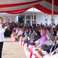 jokowi-salurkan-blt-el-nino-untuk-dorong-daya-beli-masyarakat