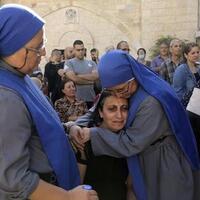 tentara-israel-tembak-mati-ibu-anak-yang-beribadat-di-gereja-gaza