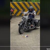 ustadz-abdul-somad-bawa-harley-davidson-dan-mampir-di-sitinjau-lauik