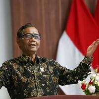 mahfud-md-lebih-layak-jadi-capres-daripada-ganjar-pranowo