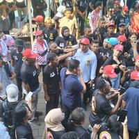 gibran-naik-panggung-mini-konser-di-labuan-bajo-tapi-tak-bicara