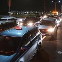 potret-macet-horor-di-bali-yang-diprediksi-hingga-3-januari-mending-jalan-kaki