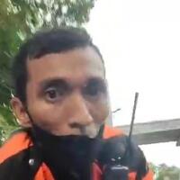 petugas-dishub-dki-viral-nemplok-di-kap-mobil-terbawa-sampai-menteng