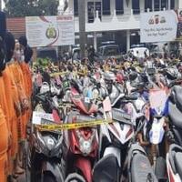 ratusan-motor-curian-ditemukan-di-markas-gudbalkir-pusziad-1-prajurit-tni-diamankan