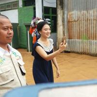 ri-nomor-satu-di-dunia-warganya-kecanduan-main-hp-diajak-ngobrol-aja-masih-main-hape