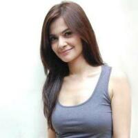 5-potret-model-gadis-sampul-90-an-yang-cantiknya-awet-hingga-kini-mana-favoritmu