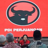 megawati-kekuasaan-itu-enak-tapi-jangan-lupa-daratan