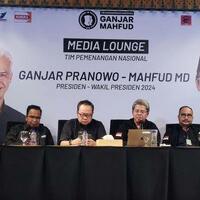 keren-tpn-ganjar-mahfud-beri-bantuan-hukum-palti-hutabarat-tersangka-penyebar-hoaks