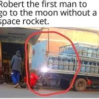 manusia-pertama-yang-terbang-ke-bulan-tanpa-roket