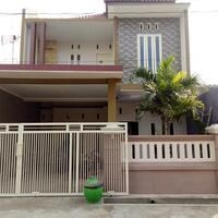rumah-dijual-2-lantai-di-pakis-malang-dekat-universitas-wisnuwardhana