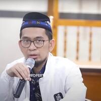 niat-hijrah-tapi-masih-kerja-di-bank-pilih-resign-atau-tidak-ternyata-ustaz-adi