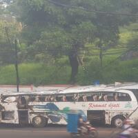 bus-kramat-djati-terjun-ke-jurang-di-puncak-cianjur