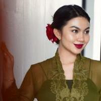 potret-cantik-ariel-tatum-yang-sempat-dikira-simpanan-om-om