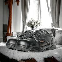 jual-sepatu-safety-samarinda---wano--081359117118