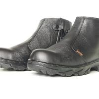 sepatu-safety-telukjambe-karawang---wano--081359117118