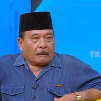 haji-bolot-jarang-tampil-di-tv-tapi-punya-kontrakan-142-pintu-berapa-pendapatannya