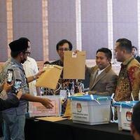 rekapitulasi-suara-capres-di-dki-ricuh-saksi-tolak-tanda-tangan-prabowo-unggul
