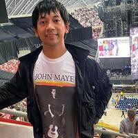 rian-d-masiv-dihujat-usai-pakai-kaos-john-mayer-di-konser-taylor-swift