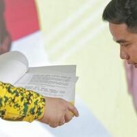 gibran-respons-soal-jadi-ketum-golkar-enggak-lah-masih-banyak-senior