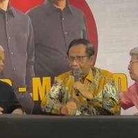 mahfud-md-tersorot-gebrak-meja-saat-pastikan-gugat-pilpres-ke-mahkamah-konstitusi