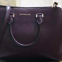 michael-kors-handbag-mint-condition-smell-like-new-buat-lebaran