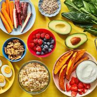 jenis-jenis-makanan-yang-perlu-dihindari-saat-sahur