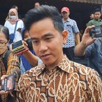 pdi-p-khilaf-usung-dirinya-jadi-walkot-solo-gibran-pak-hasto-paling-oke