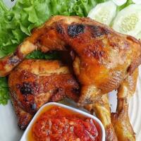 ayam-bakar-bumbu-kecap--lezatnya-perpaduan-manis-dan-gurih