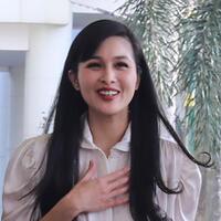 ekspresi-sandra-dewi-tiba-di-kejagung-terseret-kasus-timah-suami