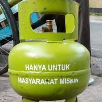 prilly-latuconsina-dihujat-usai-ketahuan-pakai-gas-3-kg-saat-masak-untuk-lebaran