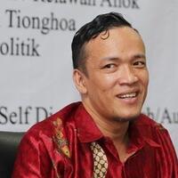 relawan-jokowi-balas-hasto-soal-halangan-bertemu-mega-seperti-preman