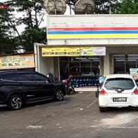 menjamurnya-parkir-liar-bikin-resah-masyarakat-dan-rugikan-pengusaha