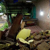gempa-bumi-m-62-garut-puluhan-rumah-warga-rusak-semoga-tidak-ada-gempa-susulan