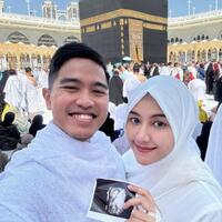 erina-gudono-istri-kaesang-hamil-anak-pertama-bagi-bagi-umroh-gratis