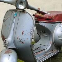 ini-tampang-vespa-klasik-banderol-rp-750-juta-barangnya-ada-di-medan