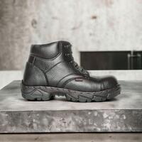 terpercaya-safety-shoes---wano--081359117118