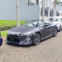 toyota-gt86-m-t-grey-on-black-2016