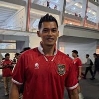 eks-timnas-indonesia-lerby-eliandry-viral-karena-pakai-jersey-kw