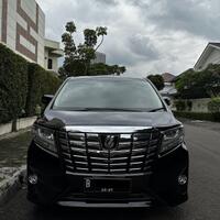 toyota-alphard-25-g-black-on-beige-2017