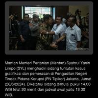 pegang-tasbih-syl-jalani-sidang-tuntutan-kasus-gratifikasi-pemerasan