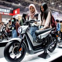 hal-paling-norak-pertamakali-naik-motor-listrik-share-pengalaman