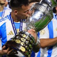 fc-internazionale-milano-23-24--interistikaskus--il-sogno-di-un-altra-stella