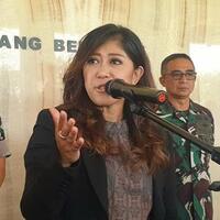 berseragam-jangan-arogan-muetya-hafid-oknum-tni-penembak-pemulung-di-palu-dihukum