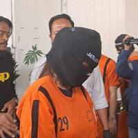 selebgram-sukabumi-live-telanjang-demi-cuan-polisi-bergerak-cepat-tangkap-pelaku