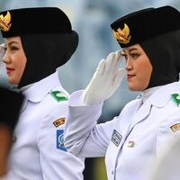 akhirnya-sebagian-anggota-paskibraka-nasional-berjilbab-ini-4-penampakannya-gansist
