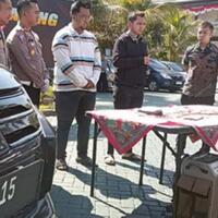 cicilannya-belum-lunas-polisi-tangkap-pajero-yang-cosplay-jadi-mobil-lemhannas