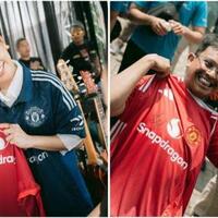 terbaik-untuk-penggemar-yura-yunita-penuhi-permintaan-fans-manggung-pakai-jersey-mu
