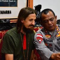 pilot-susi-air-resmi-dibebaskan-kkb-hari-ini