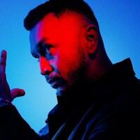 giring-ganesha-comeback-kini-rintis-karir-bermusik-dengan-rilis-mini-album-serigala