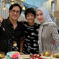 heboh-gugatan-cerai-andre-taulany-terhadap-istrinya-ditolak-ini-alasannya-gansist